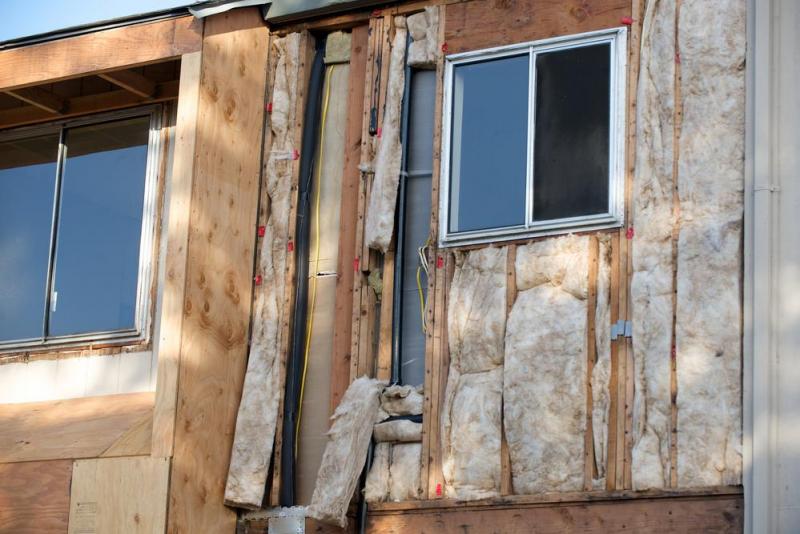 Pourquoi les fen&ecirc;tres en bois &agrave; B&eacute;theny s&eacute;duisent tant les propri&eacute;taires